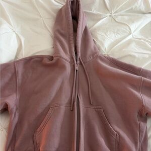 Aritzia Mauve Hoodie with Front Pockets